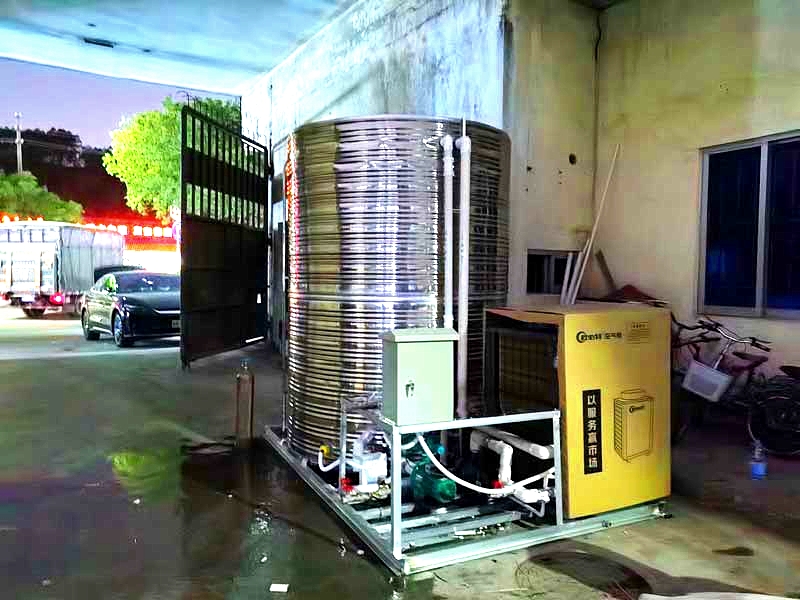 新疆超低温空气能热水器一体机