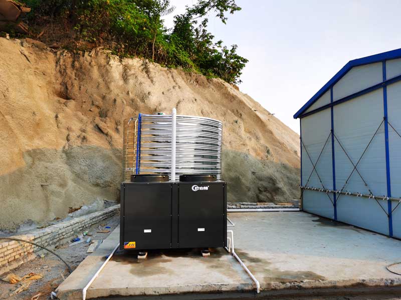 广州萝岗中医院项目工地10匹10吨空气能热水工程