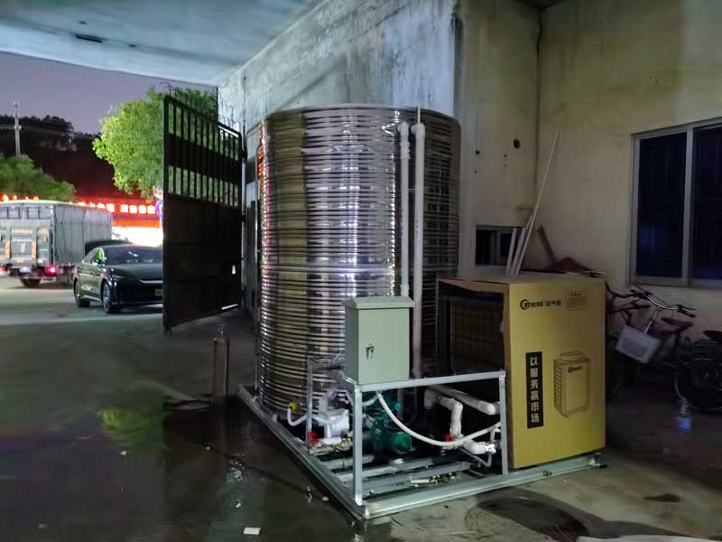 新疆超低温5匹4吨空气能热水器一体机